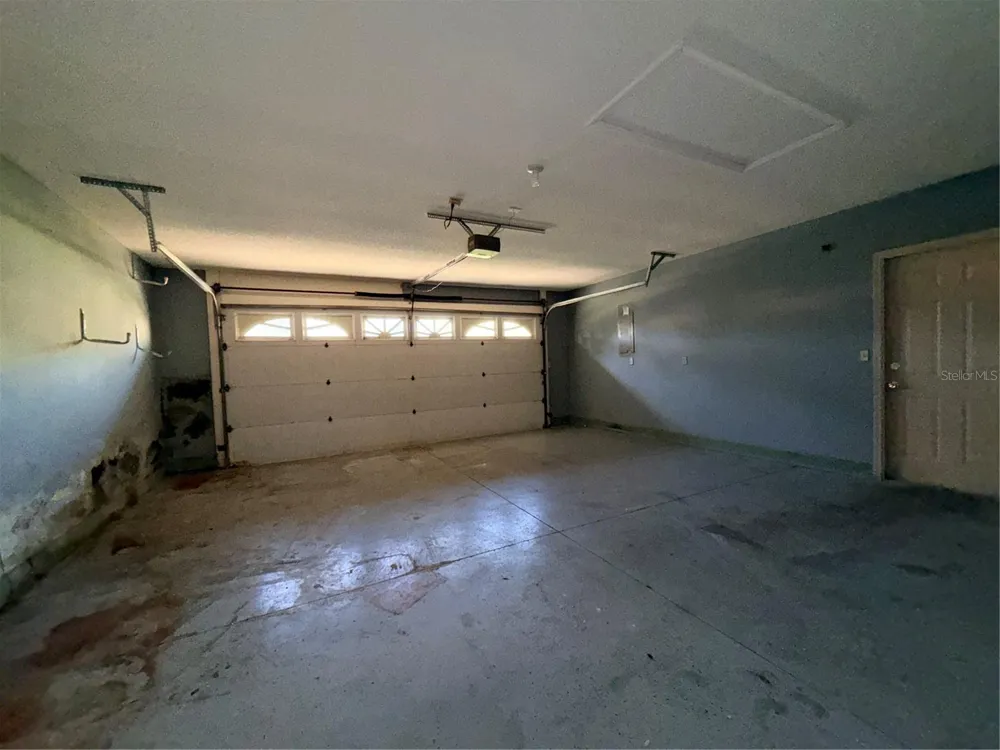 11240 FOUNTAIN LAKE BOULEVARD Leesburg, FL 34788