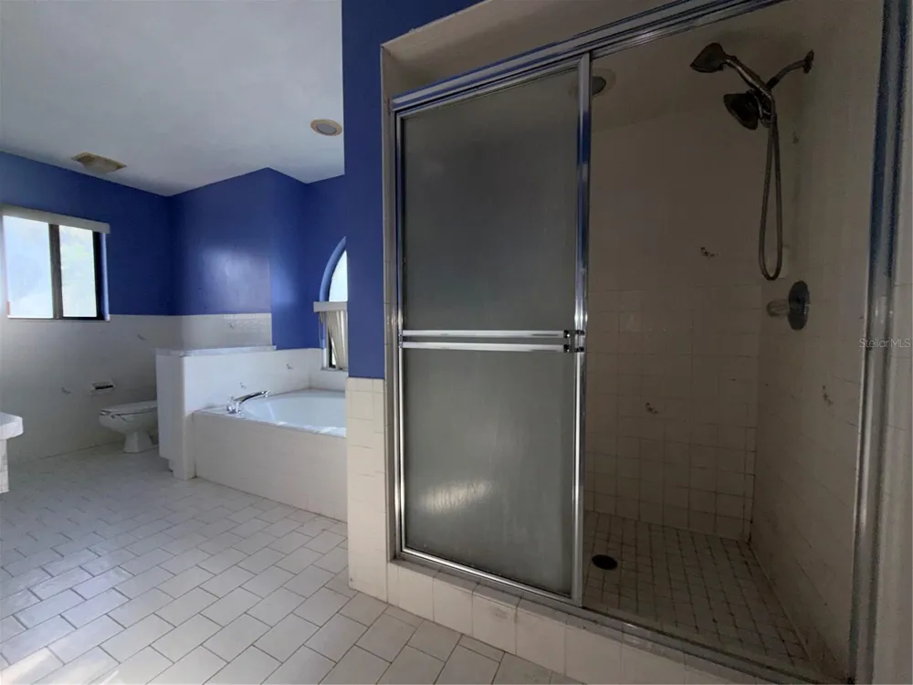 11240 FOUNTAIN LAKE BOULEVARD Leesburg, FL 34788