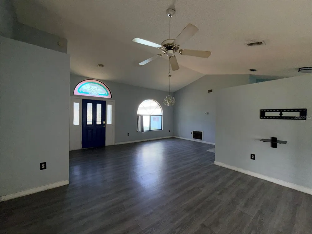 11240 FOUNTAIN LAKE BOULEVARD Leesburg, FL 34788
