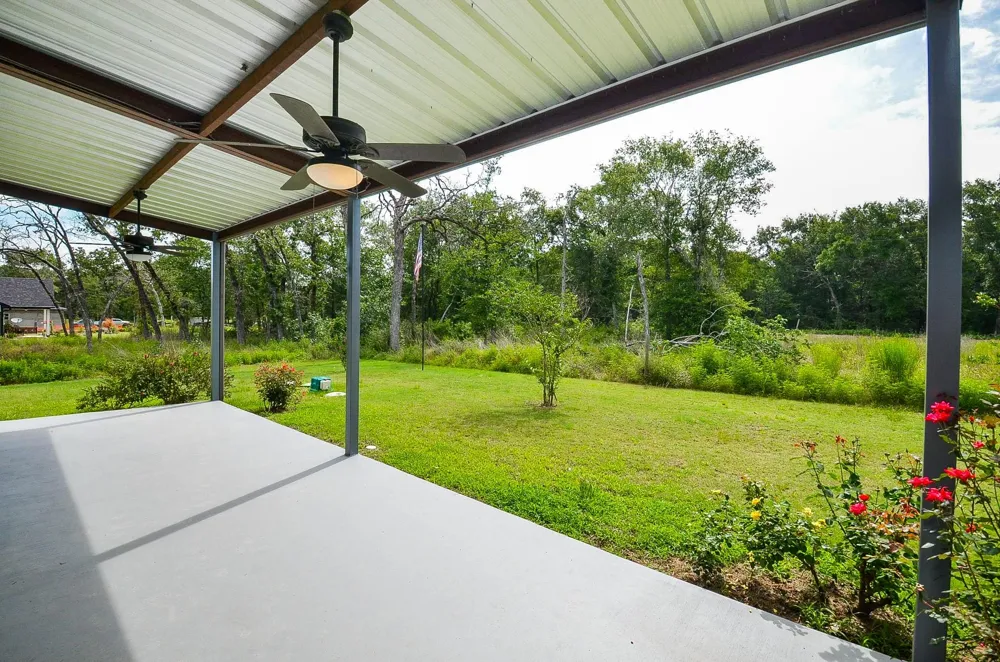 24719 Roscommon Hempstead, TX 77445