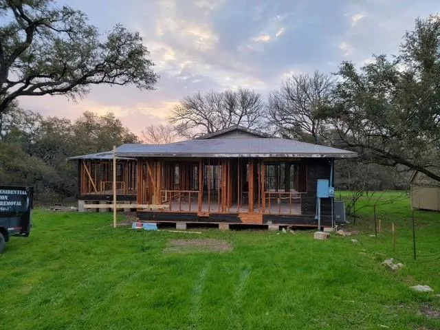 1231 Lavaca Canyon Lake, TX 78133