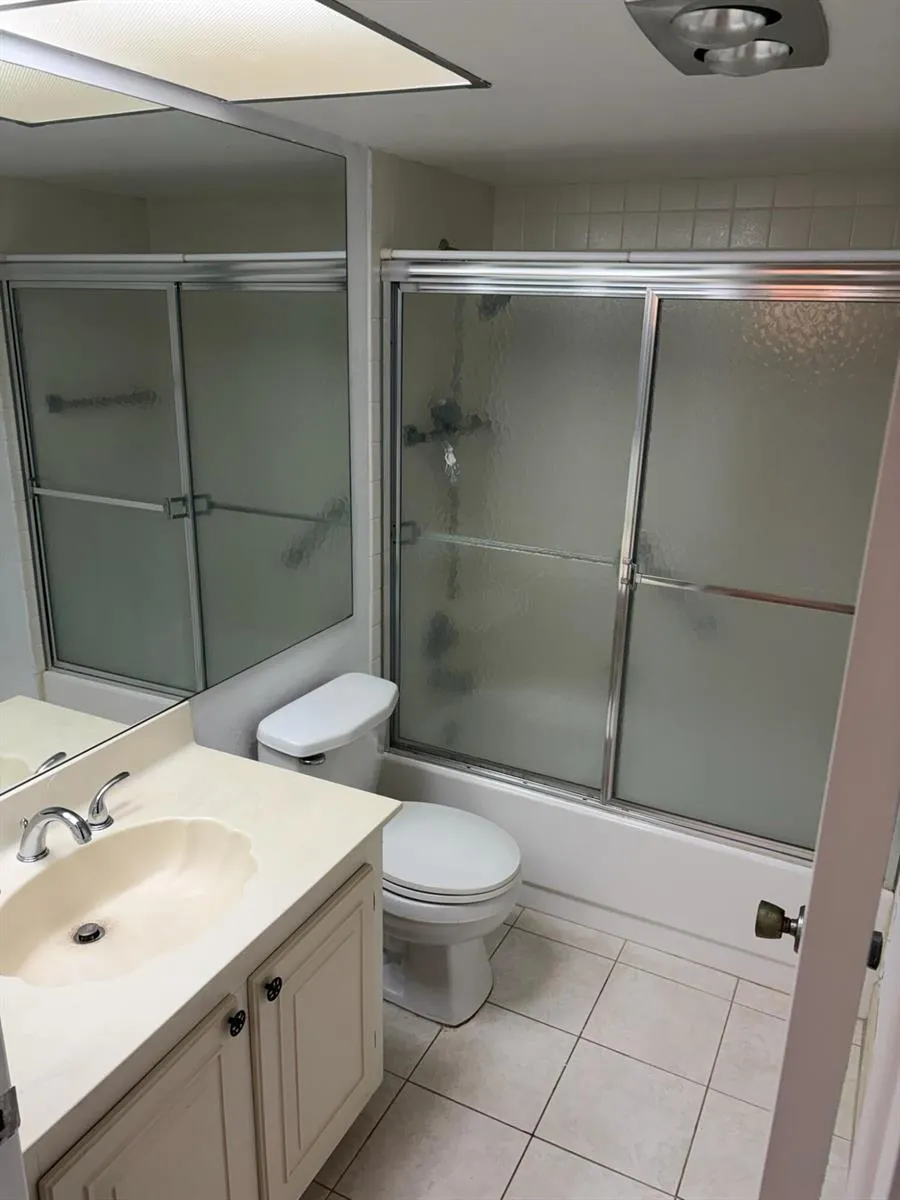 2614 NASSAU #F2 Coconut Creek, FL 33066
