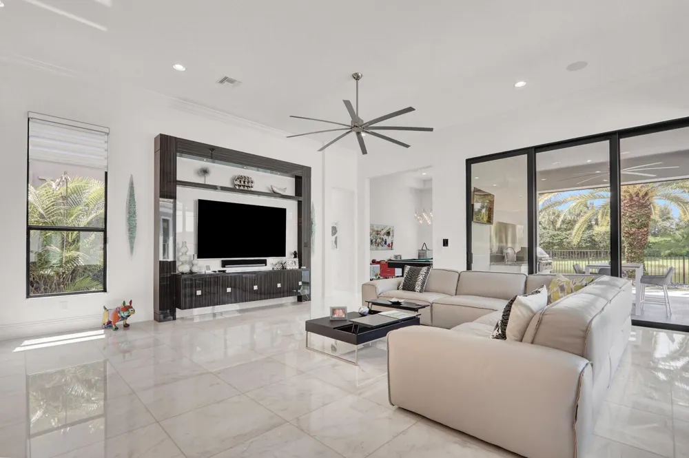 9570 Labelle Court Delray Beach, FL 33446
