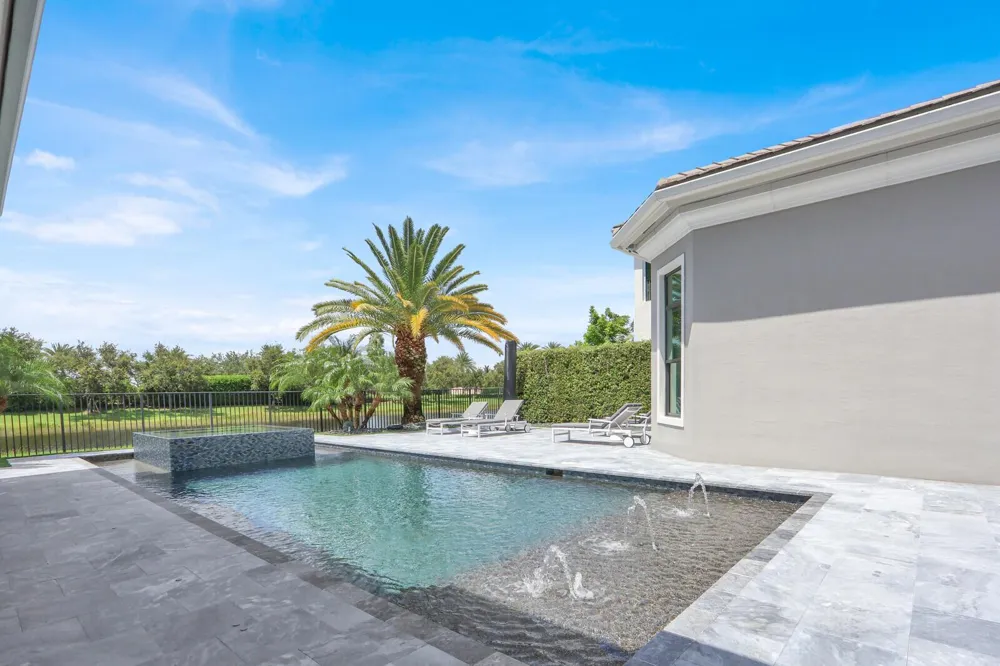 9570 Labelle Court Delray Beach, FL 33446