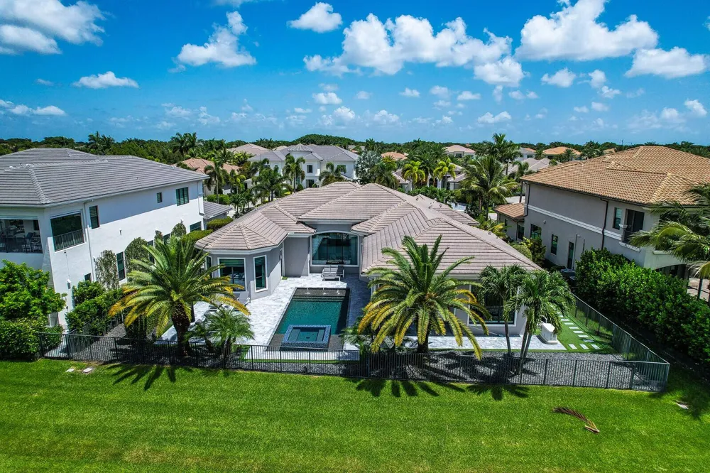 9570 Labelle Court Delray Beach, FL 33446