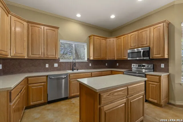 448 Western Bandera, TX 78003