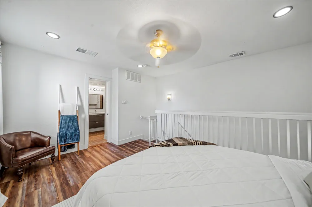 4777 Cedar Springs Road #3Q Dallas, TX 75219