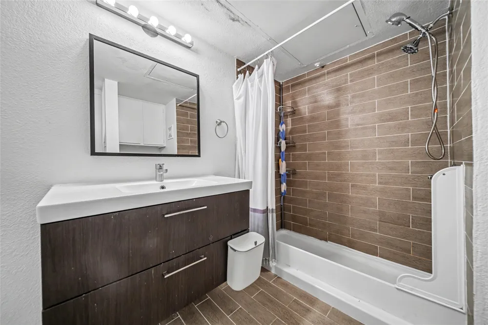 4777 Cedar Springs Road #3Q Dallas, TX 75219