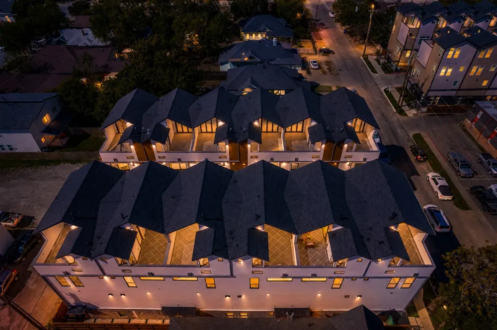 710 W 10th Street #101 Dallas, TX 75208