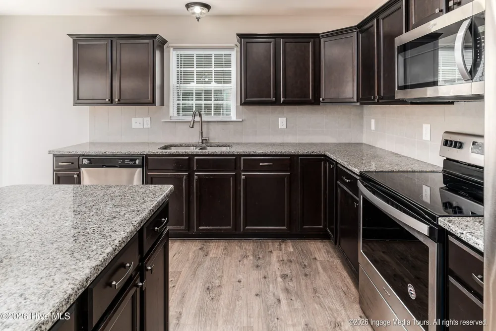 829 Jade Lane Winterville, NC 28590