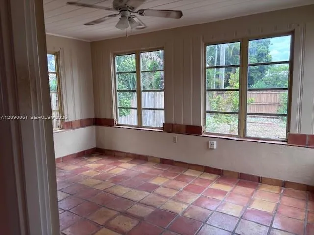 1822 N St Lake Worth, FL 33460