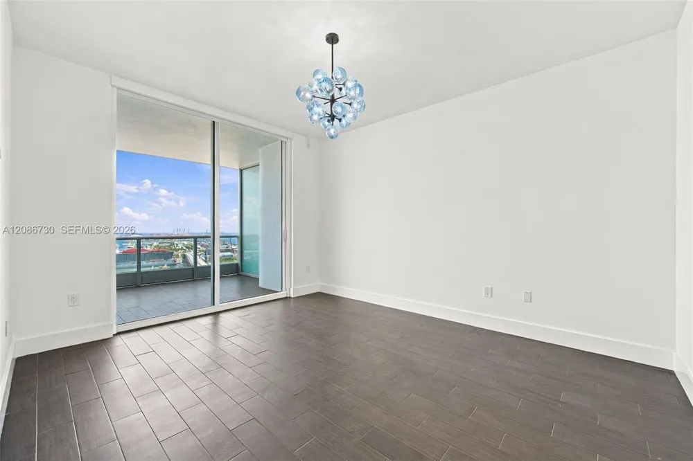 900 Biscayne Blvd #3502 Miami, FL 33132
