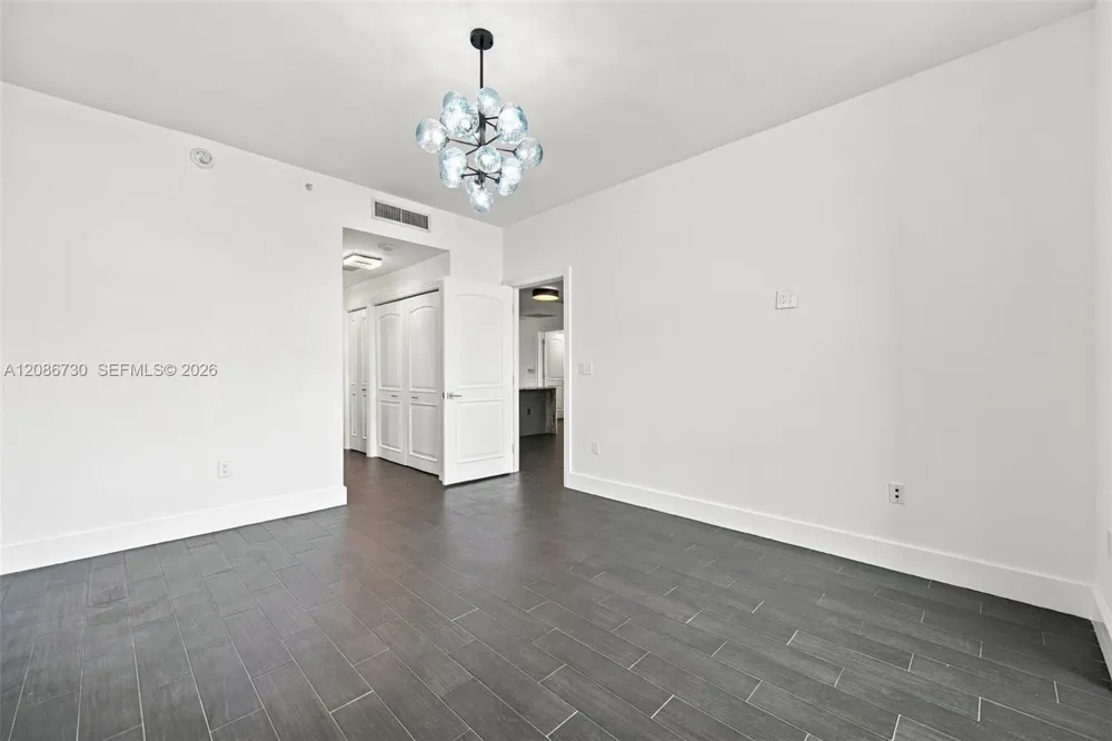 900 Biscayne Blvd #3502 Miami, FL 33132