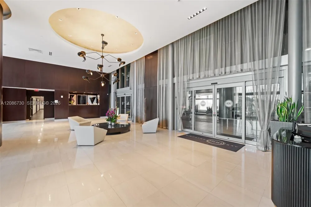 900 Biscayne Blvd #3502 Miami, FL 33132