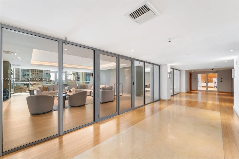 900 Biscayne Blvd #3502 Miami, FL 33132