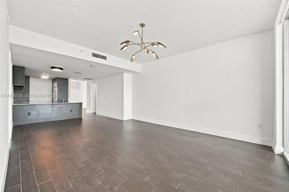 900 Biscayne Blvd #3502 Miami, FL 33132
