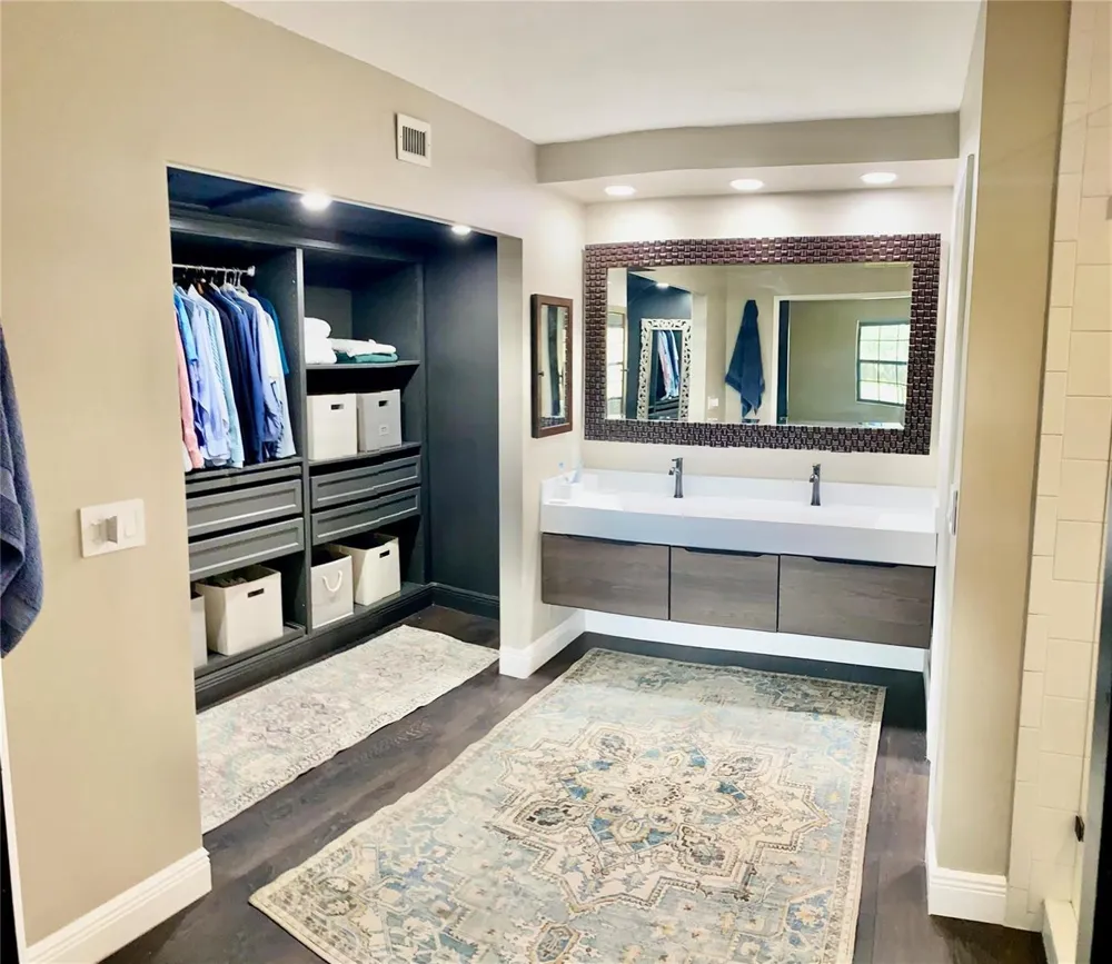 6406 ASPEN GLEN CIRCLE #202 Boynton Beach, FL 33437