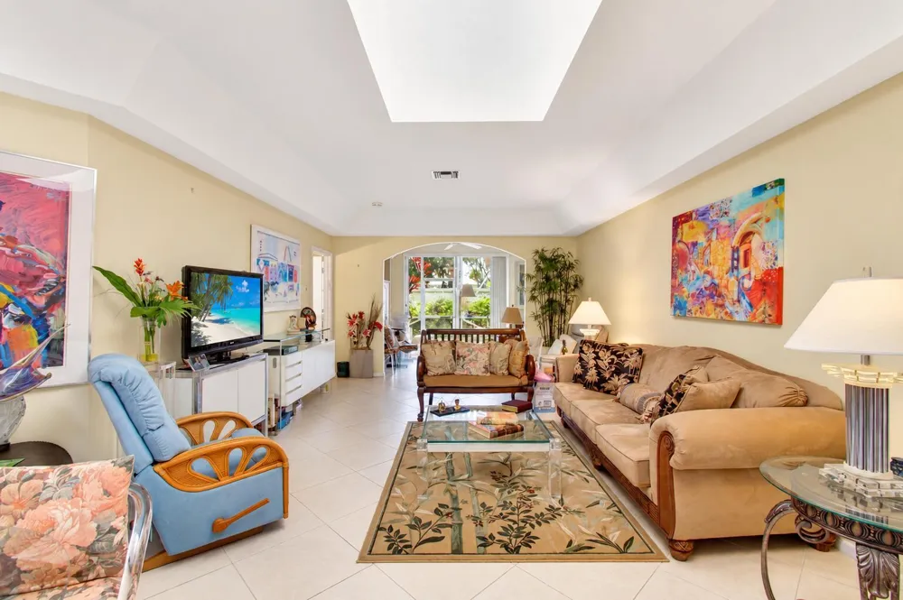 12598 Crystal Pointe Drive #B Boynton Beach, FL 33437
