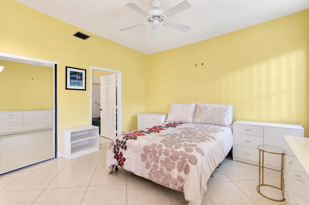 12598 Crystal Pointe Drive #B Boynton Beach, FL 33437