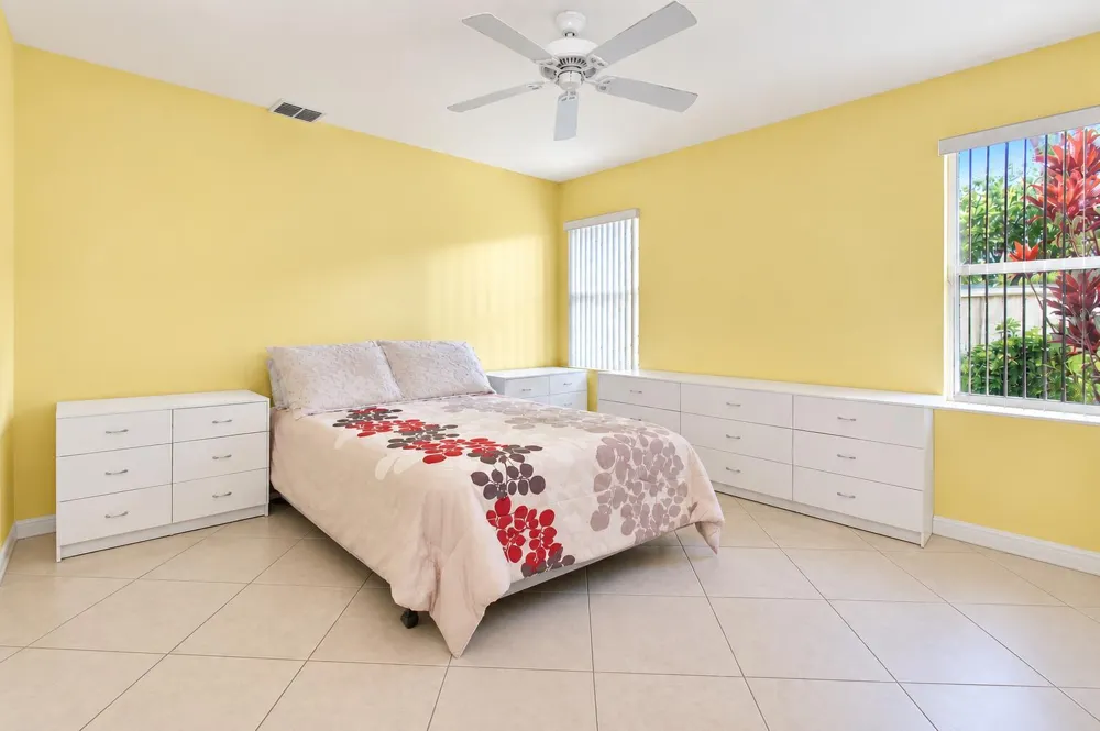 12598 Crystal Pointe Drive #B Boynton Beach, FL 33437