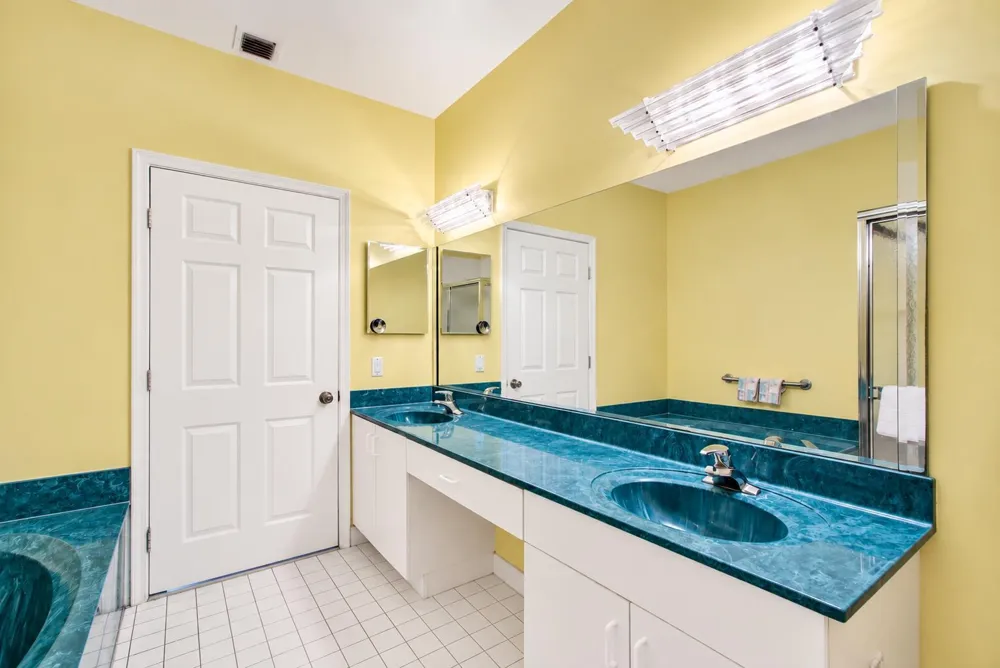 12598 Crystal Pointe Drive #B Boynton Beach, FL 33437