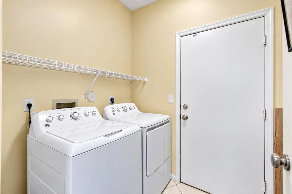 12598 Crystal Pointe Drive #B Boynton Beach, FL 33437