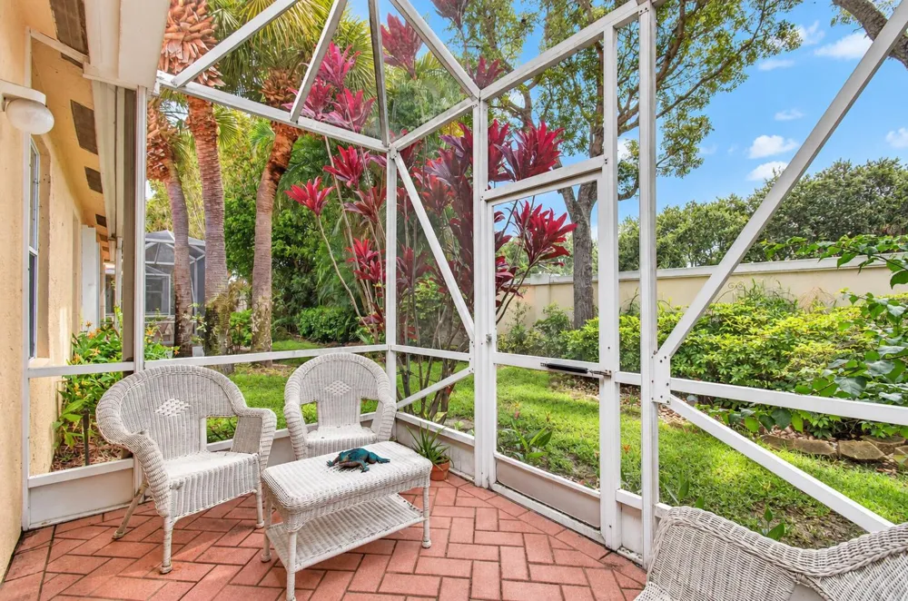 12598 Crystal Pointe Drive #B Boynton Beach, FL 33437