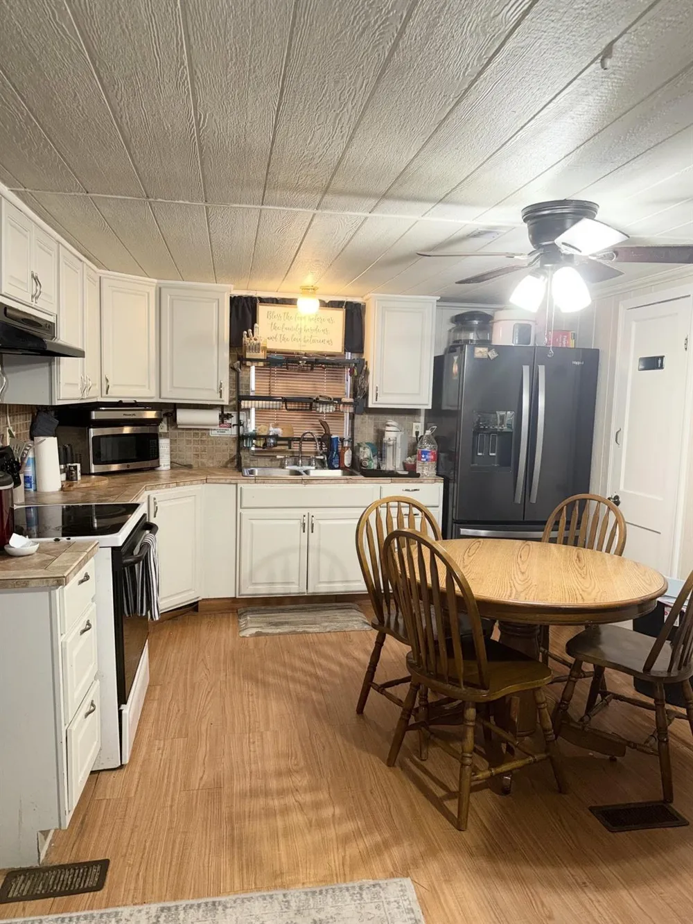 1555 Channel Drive Brazoria, TX 77422