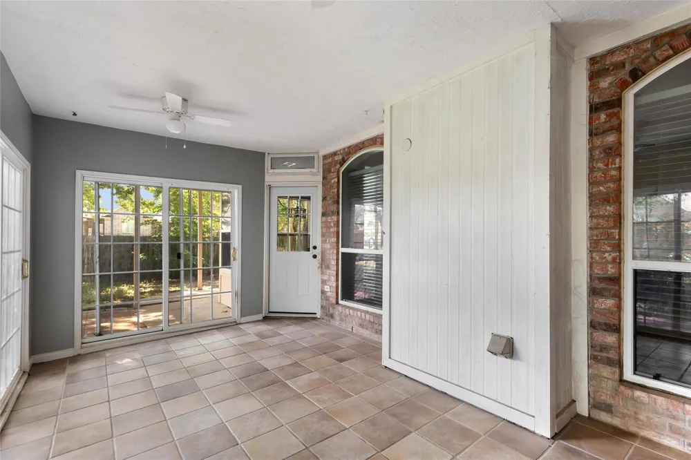 19102 Sprinters Drive Humble, TX 77346