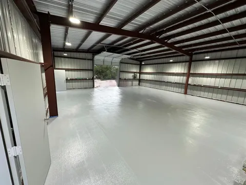 1 Avian Drive
