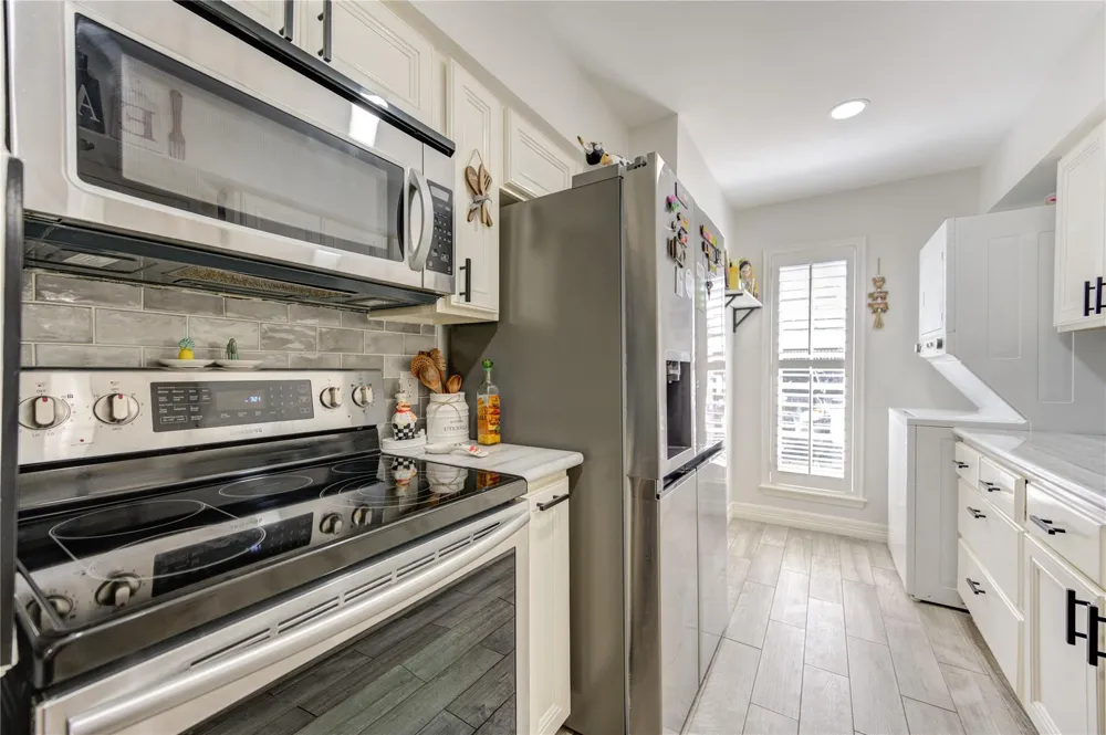 12550 Whittington Drive #305 Houston, TX 77077