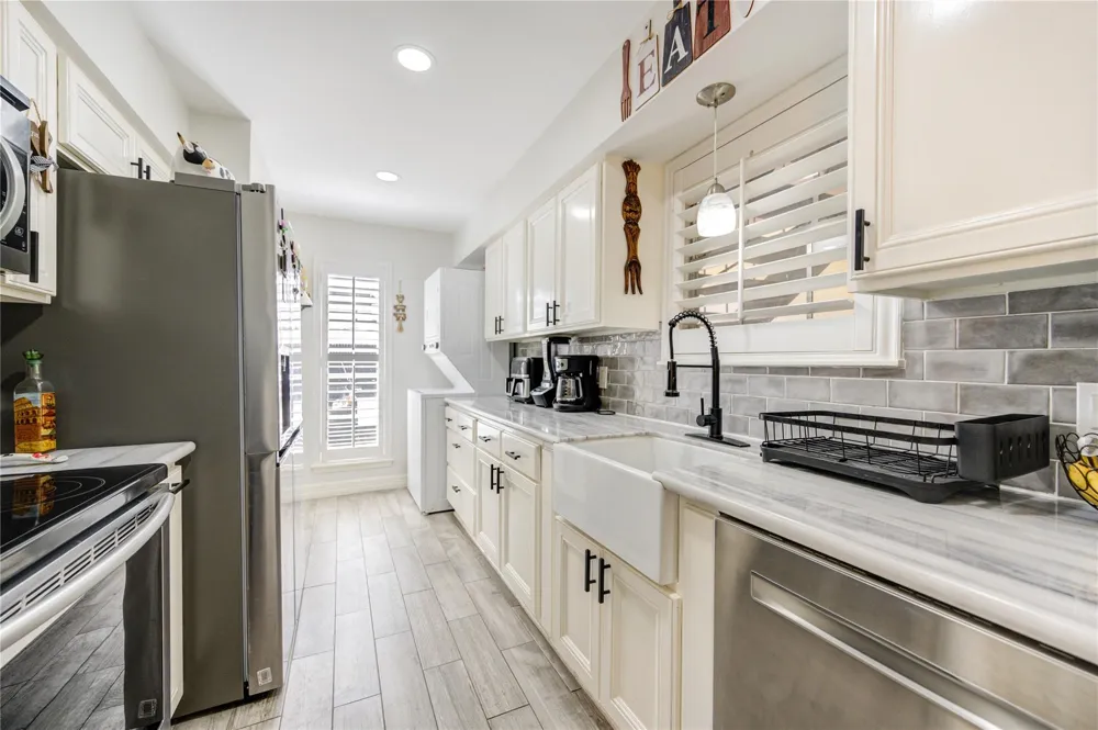 12550 Whittington Drive #305 Houston, TX 77077