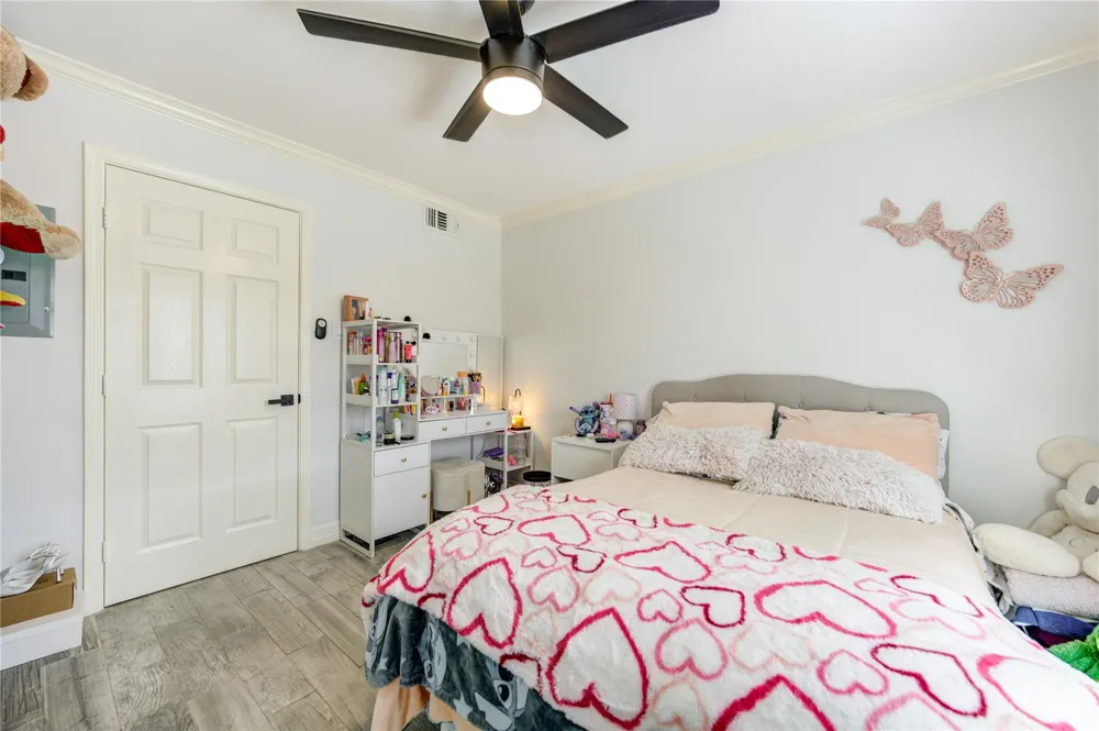 12550 Whittington Drive #305 Houston, TX 77077
