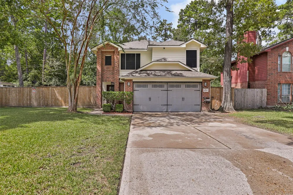 17703 Typhoon Way Crosby, TX 77532