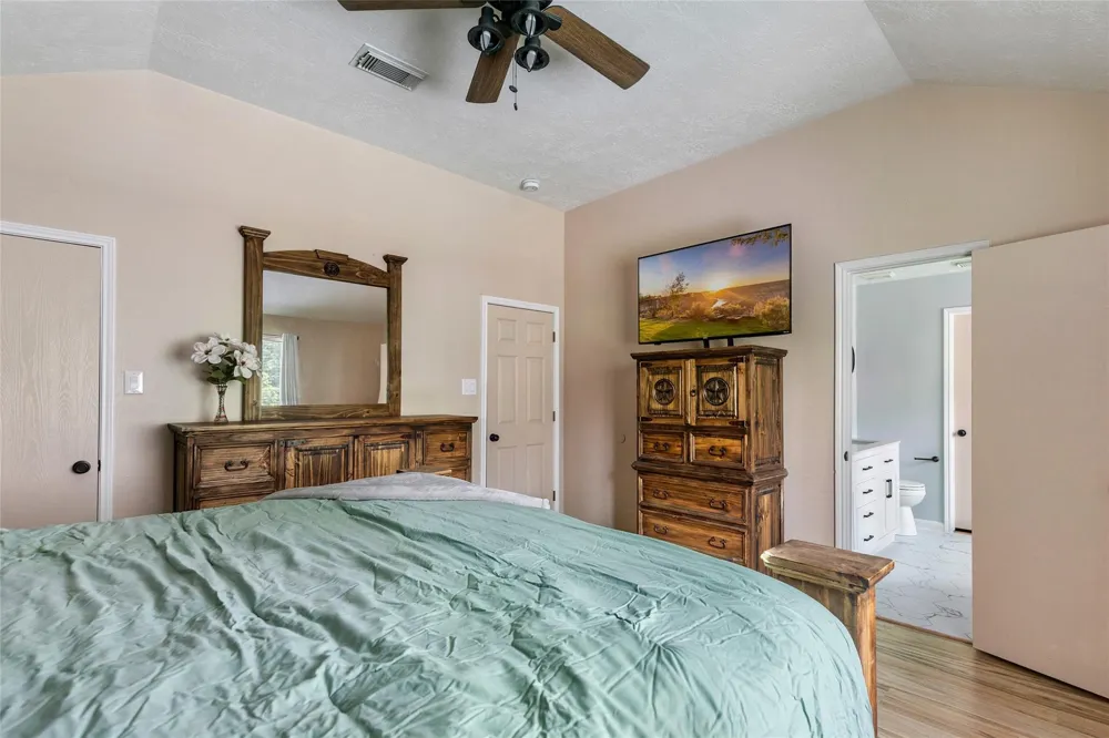 17703 Typhoon Way Crosby, TX 77532