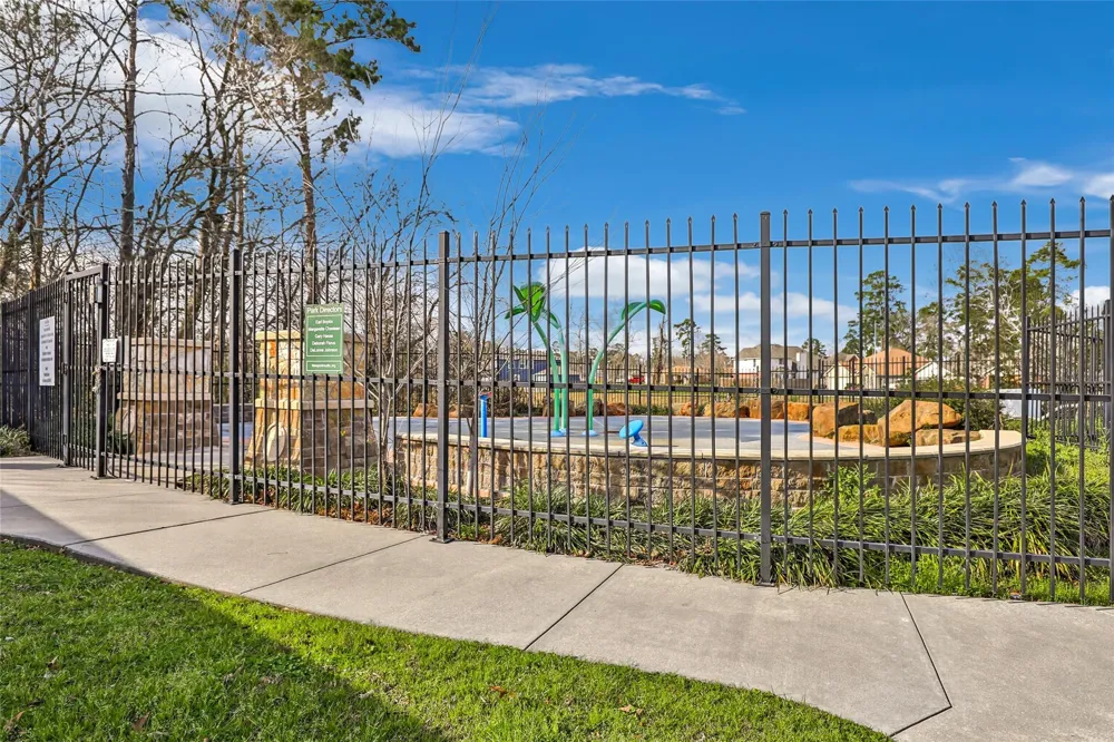 17703 Typhoon Way Crosby, TX 77532
