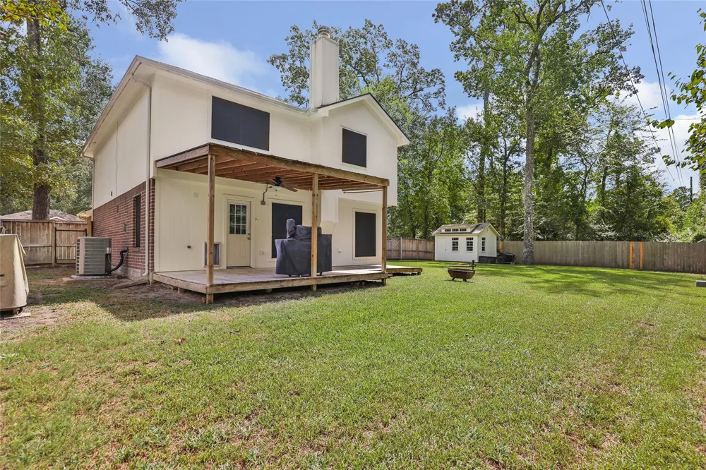 17703 Typhoon Way Crosby, TX 77532