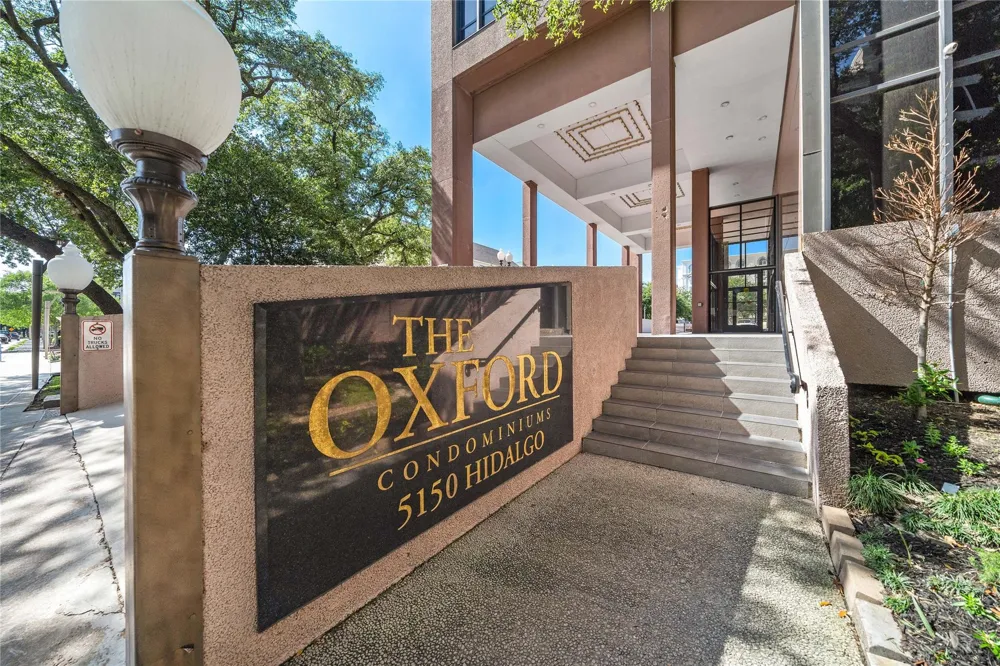 5150 Hidalgo Street #1604 Houston, TX 77056