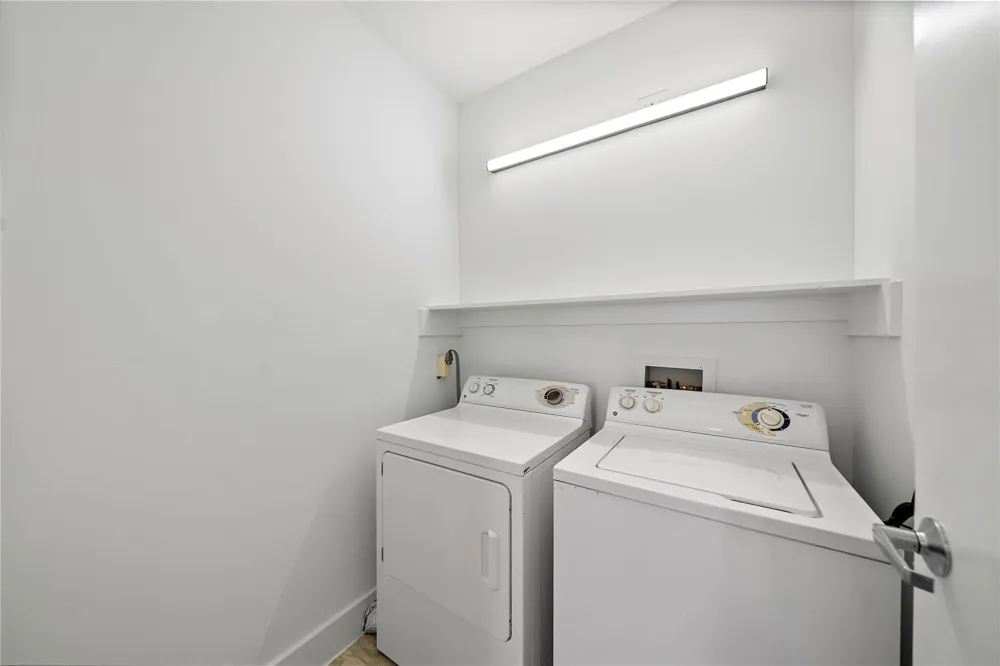 5150 Hidalgo Street #1604 Houston, TX 77056