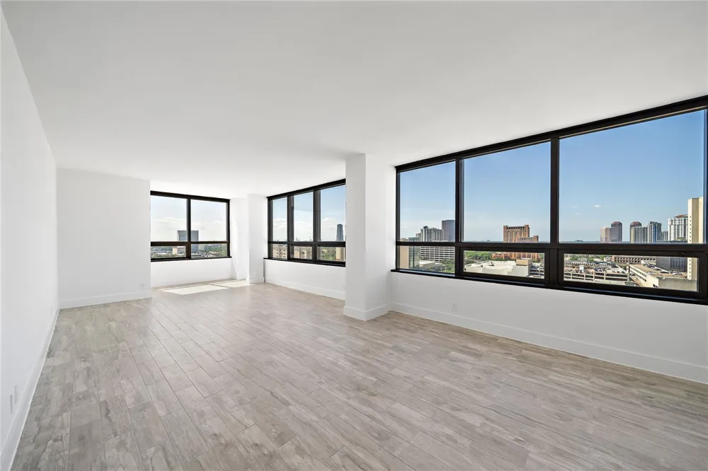 5150 Hidalgo Street #1604 Houston, TX 77056