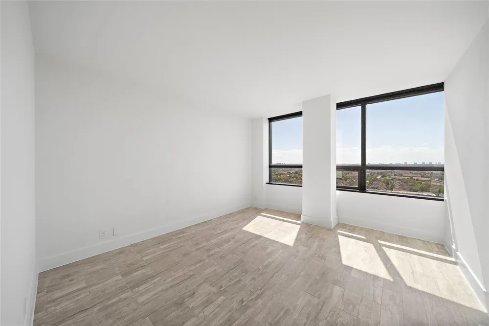 5150 Hidalgo Street #1604 Houston, TX 77056