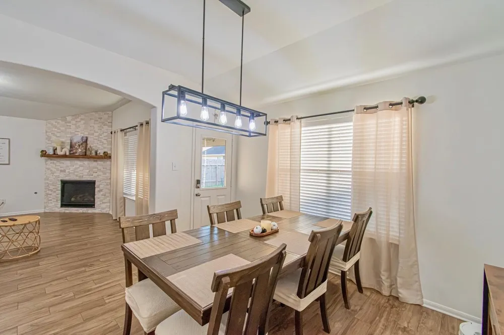 4108 S Meridian Greens Drive Dickinson, TX 77539