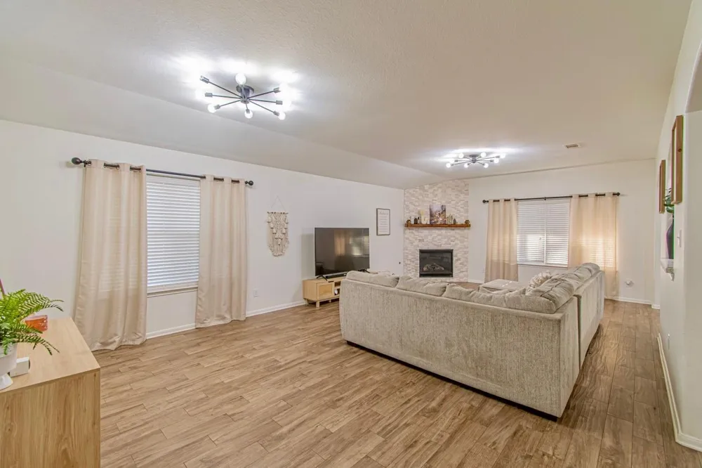 4108 S Meridian Greens Drive Dickinson, TX 77539
