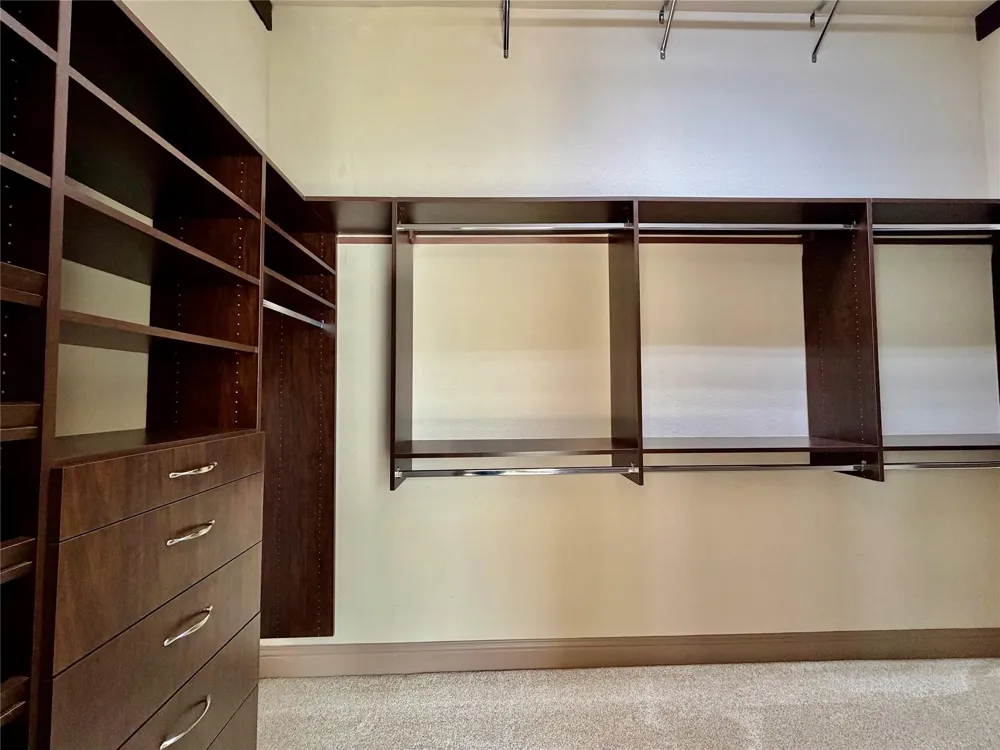 6223 Duke Trail Lane Sugar Land, TX 77479