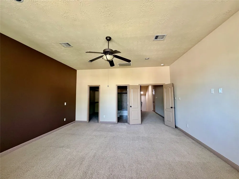 6223 Duke Trail Lane Sugar Land, TX 77479