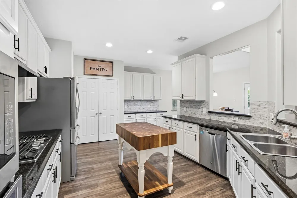 27014 Rockwood Park Lane Cypress, TX 77433