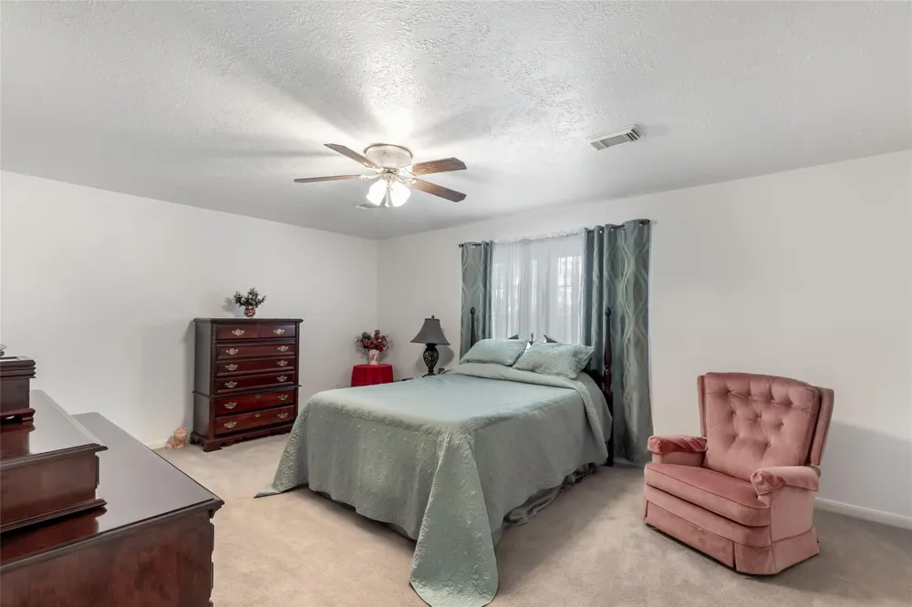 20034 Nightbird Trail Crosby, TX 77532