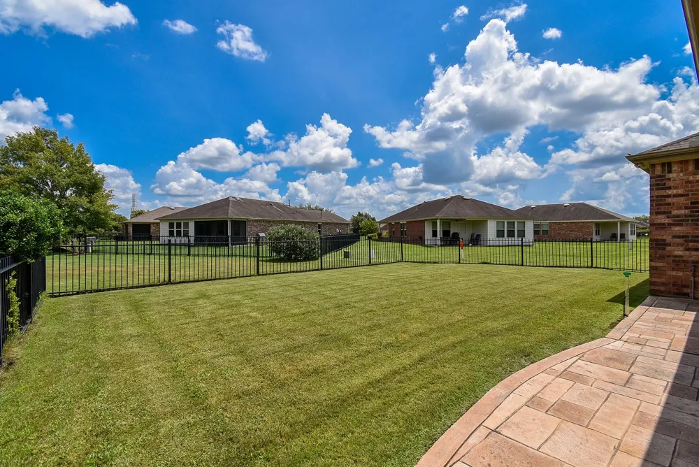2819 Button Bush Drive Richmond, TX 77469