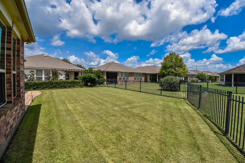 2819 Button Bush Drive Richmond, TX 77469