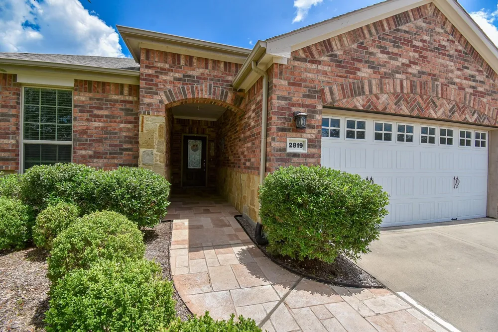 2819 Button Bush Drive Richmond, TX 77469